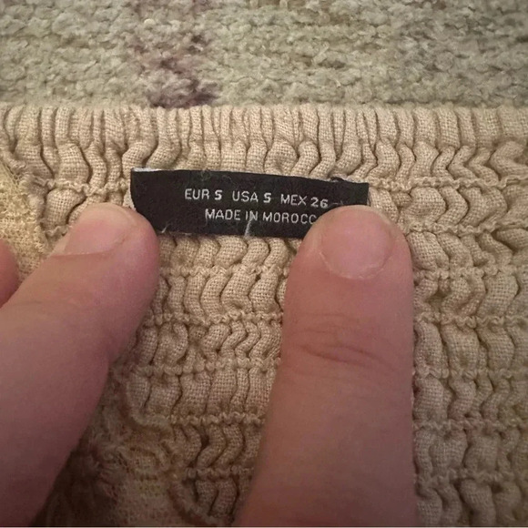 Zara• Ruffle sleeve crop top size small - Picture 6 of 14